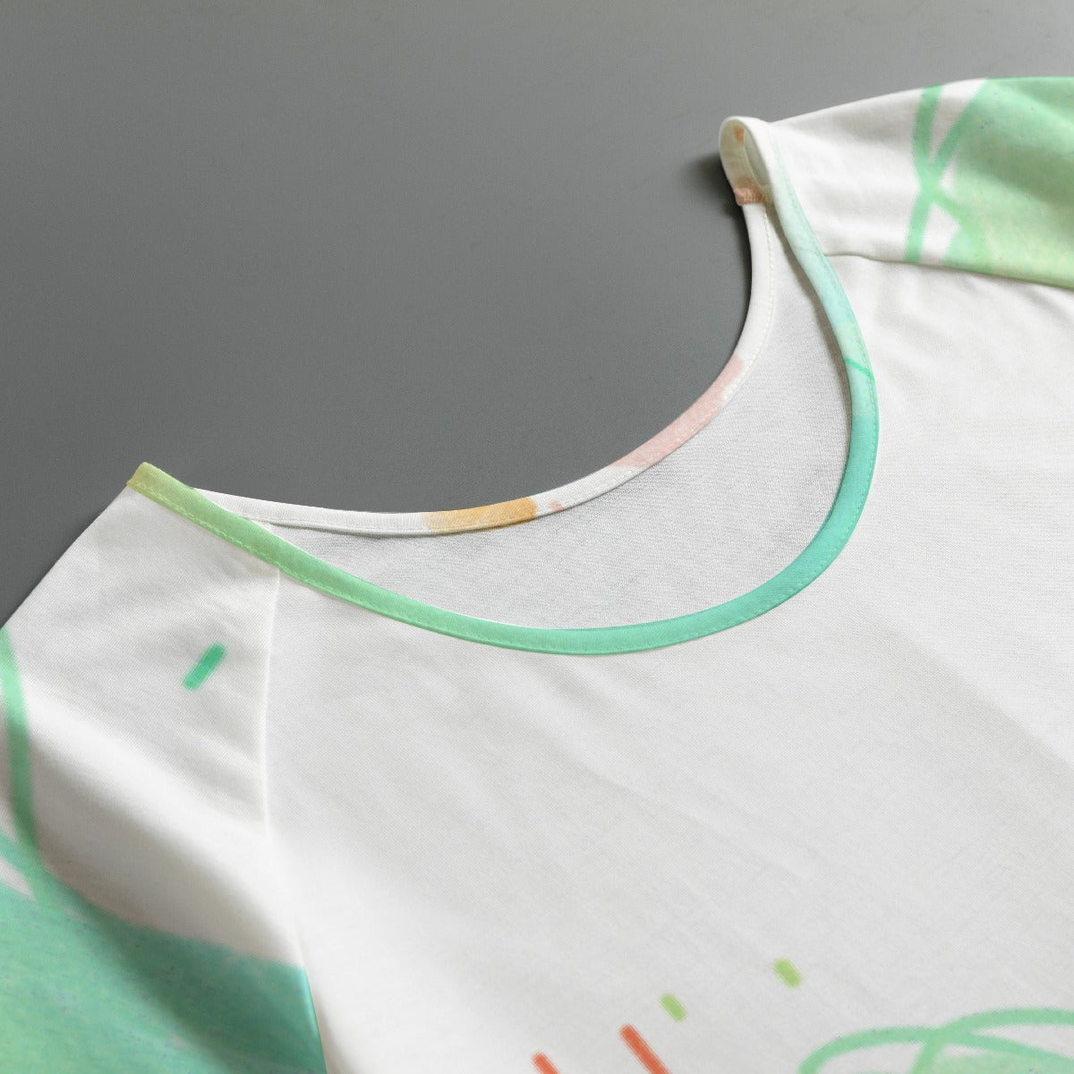 All-Over Print Women's Round Neck T-shirt With Raglan Sleeve