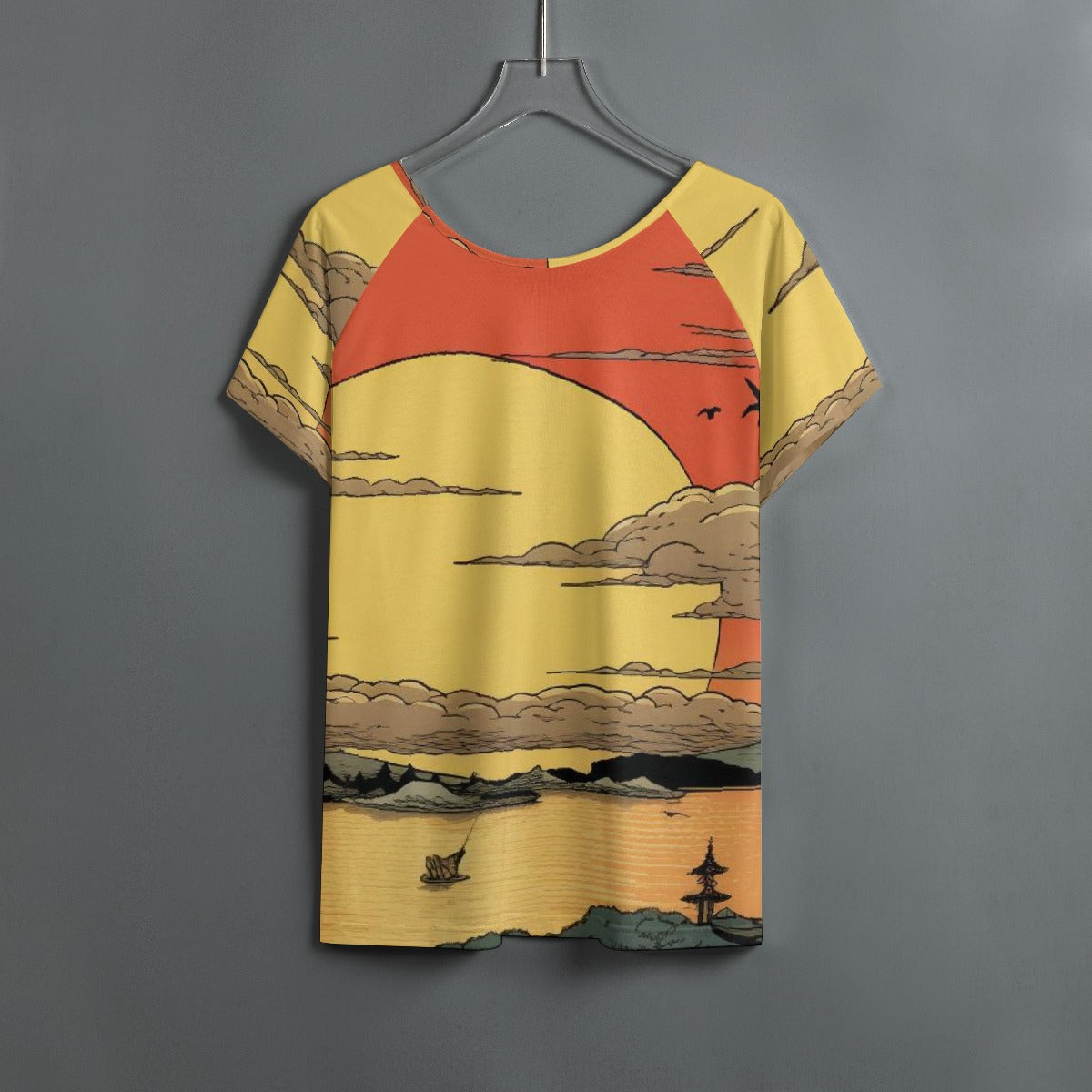 All-Over Print Women's Round Neck T-shirt With Raglan Sleeve