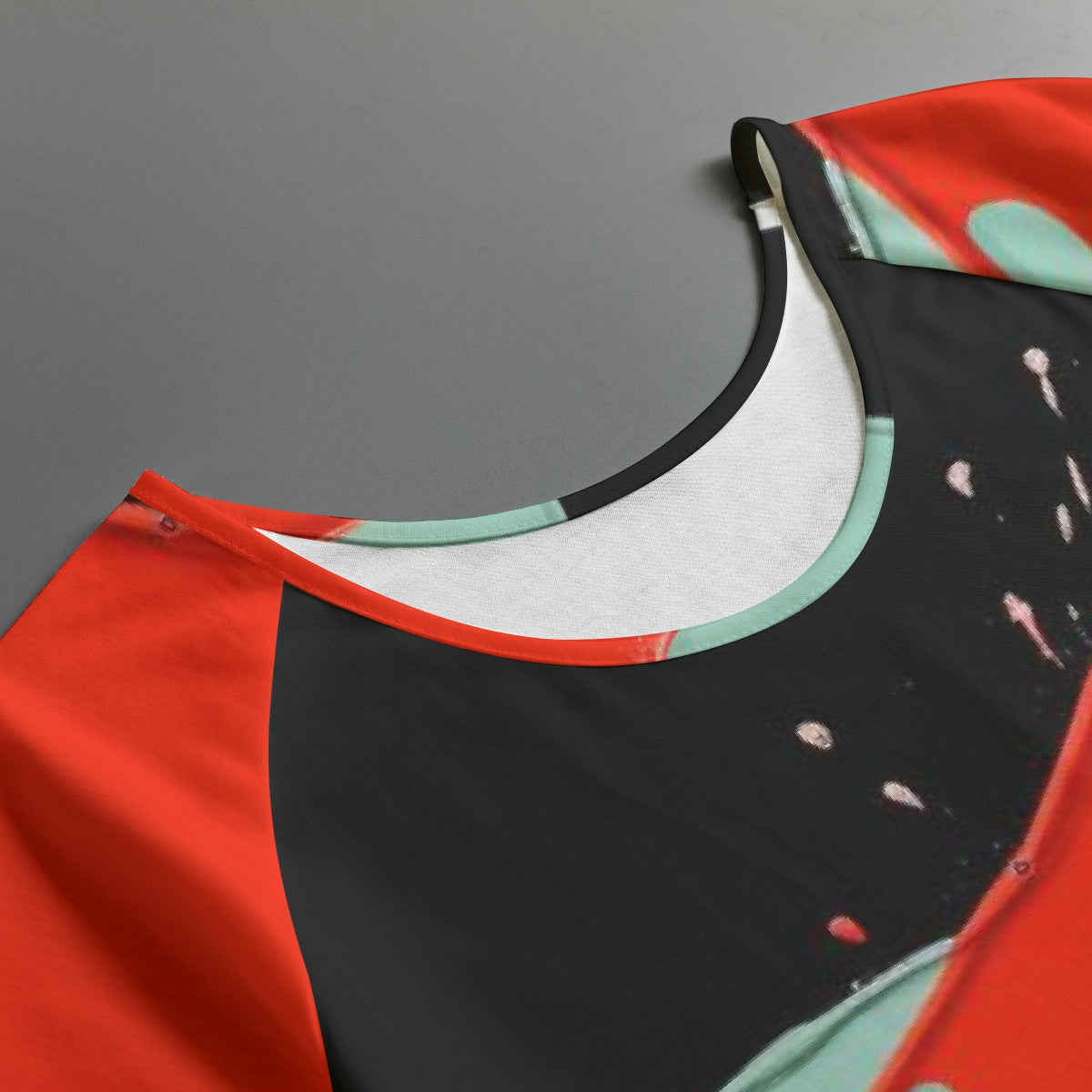 All-Over Print Women's Round Neck T-shirt With Raglan Sleeve