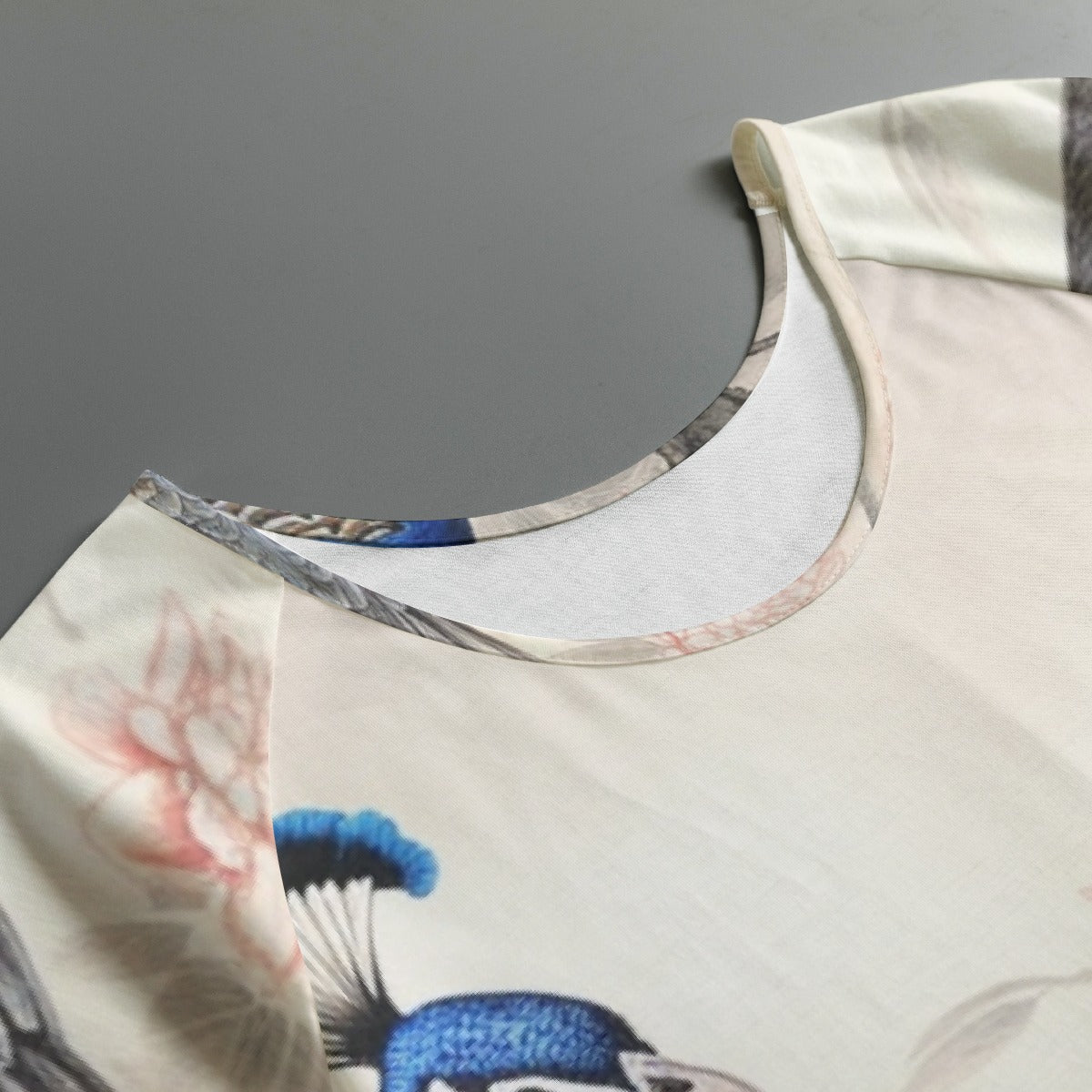 All-Over Print Women's Round Neck T-shirt With Raglan Sleeve