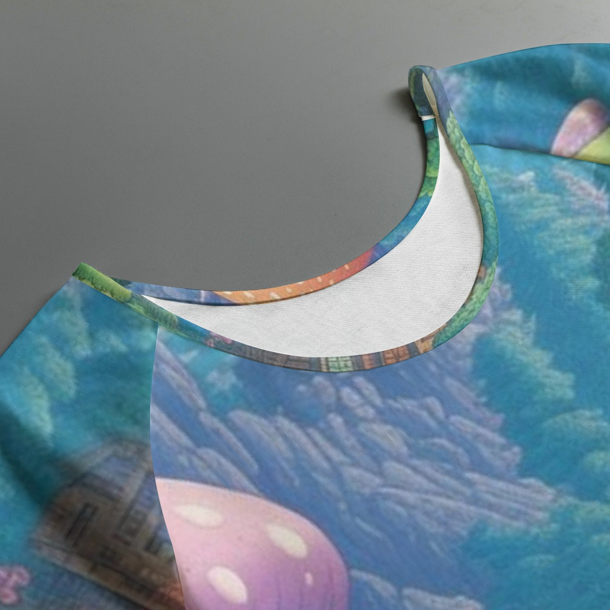 All-Over Print Women's Round Neck T-shirt With Raglan Sleeve