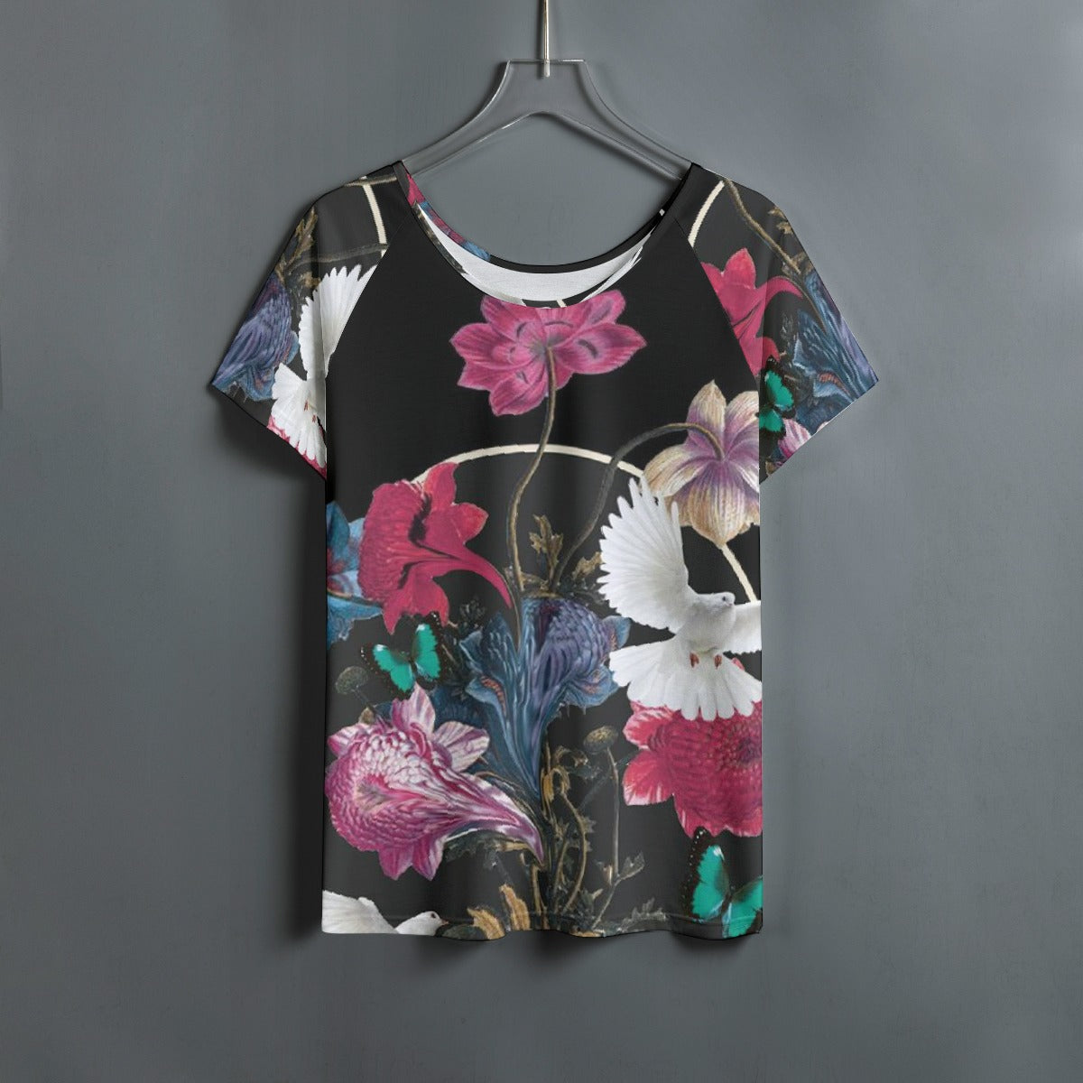 All-Over Print Women's Round Neck T-shirt With Raglan Sleeve