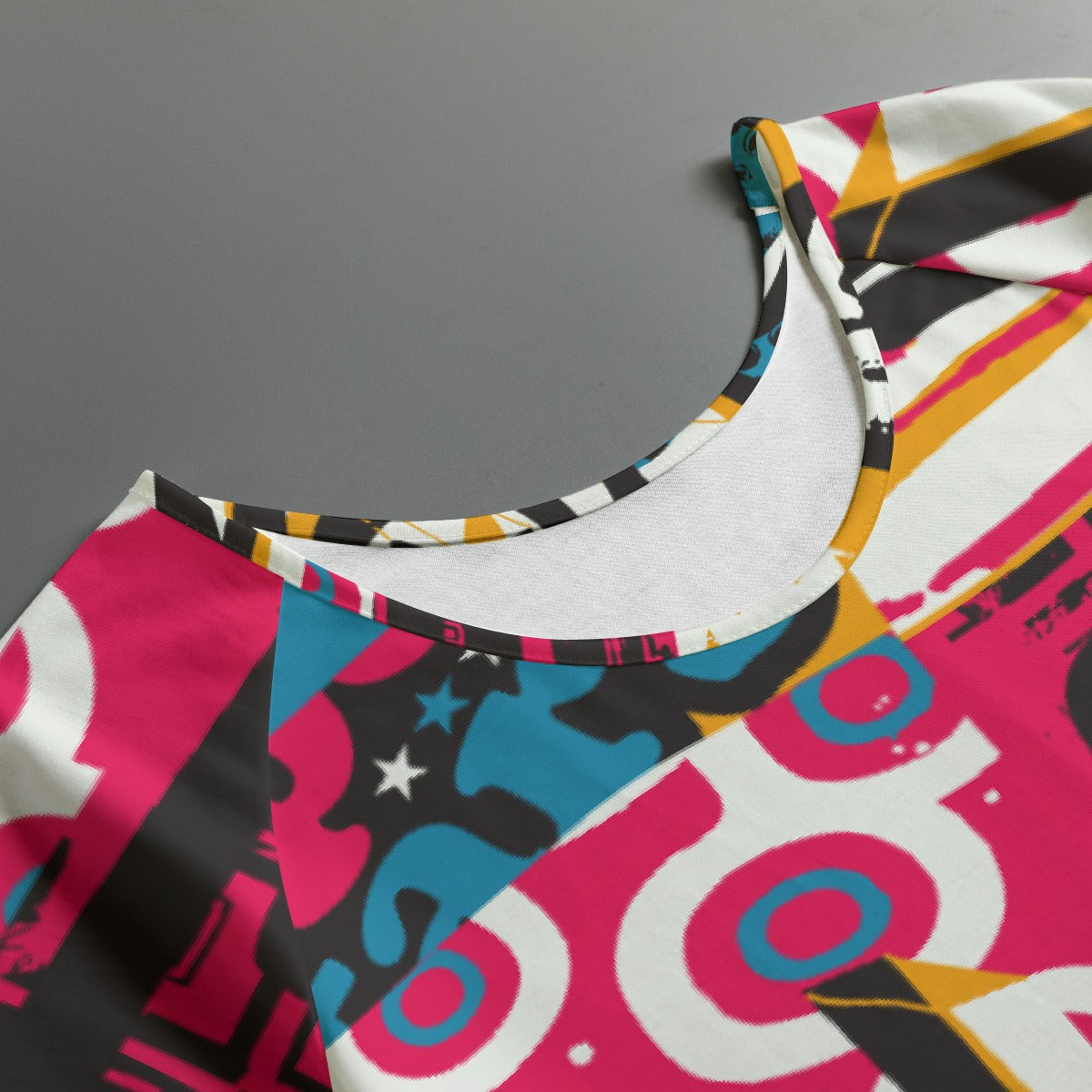 All-Over Print Women's Round Neck T-shirt With Raglan Sleeve