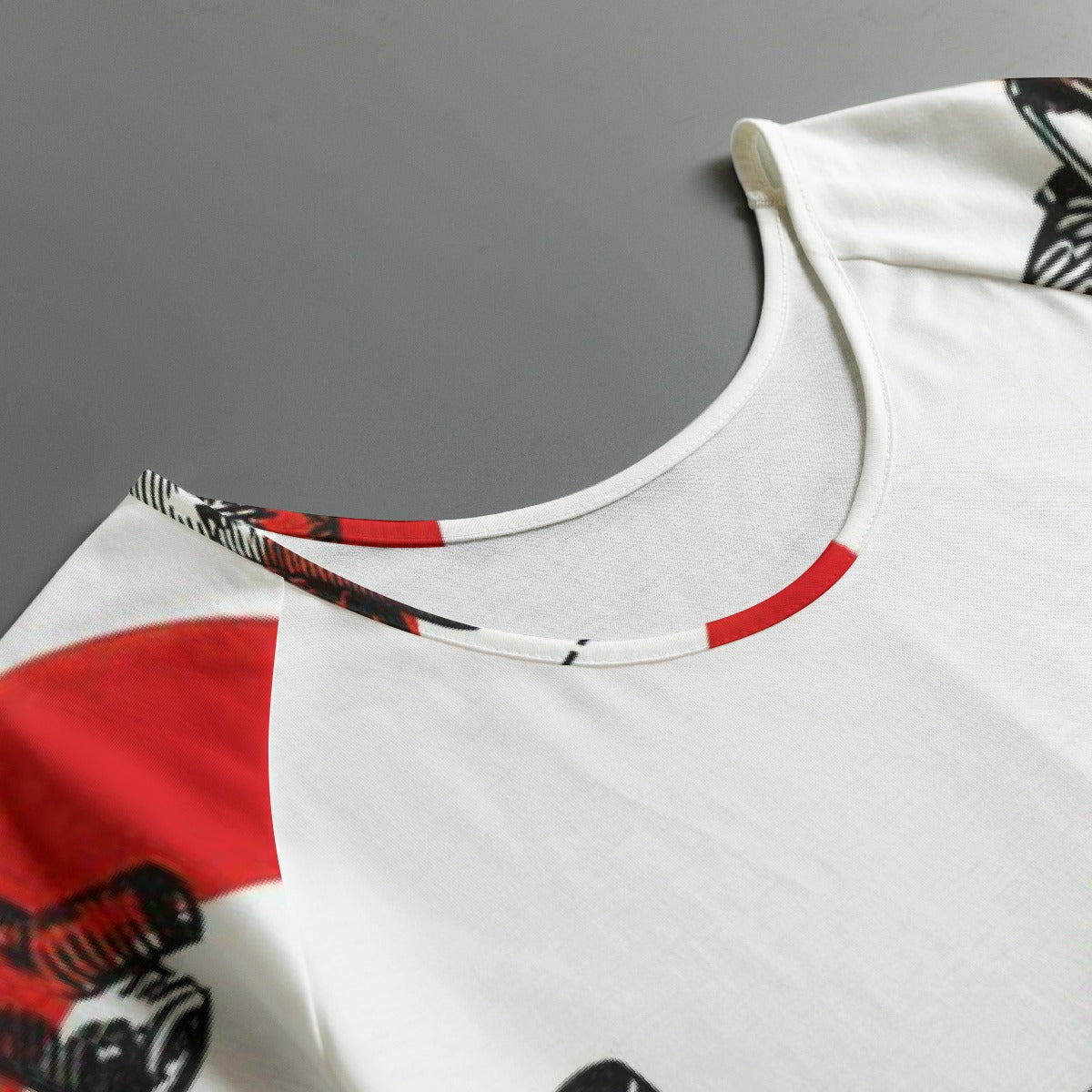 All-Over Print Women's Round Neck T-shirt With Raglan Sleeve