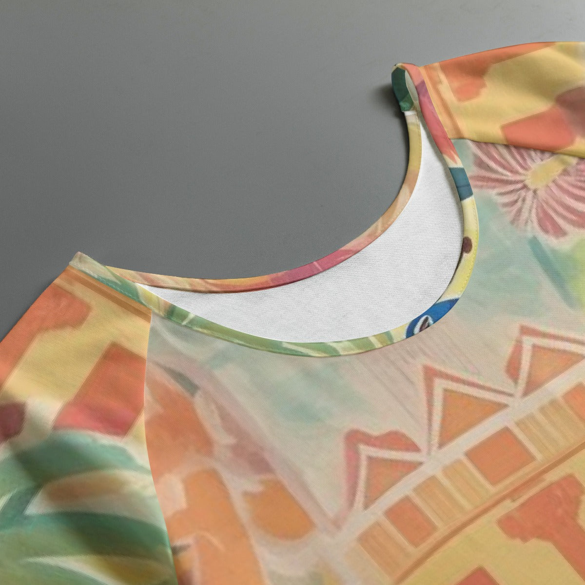 All-Over Print Women's Round Neck T-shirt With Raglan Sleeve