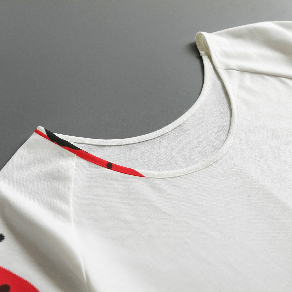 All-Over Print Women's Round Neck T-shirt With Raglan Sleeve