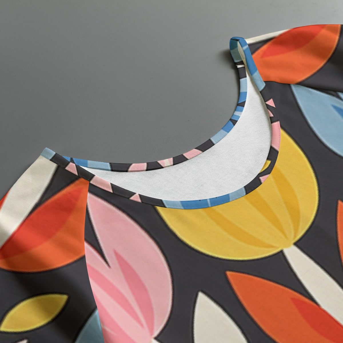 All-Over Print Women's Round Neck T-shirt With Raglan Sleeve