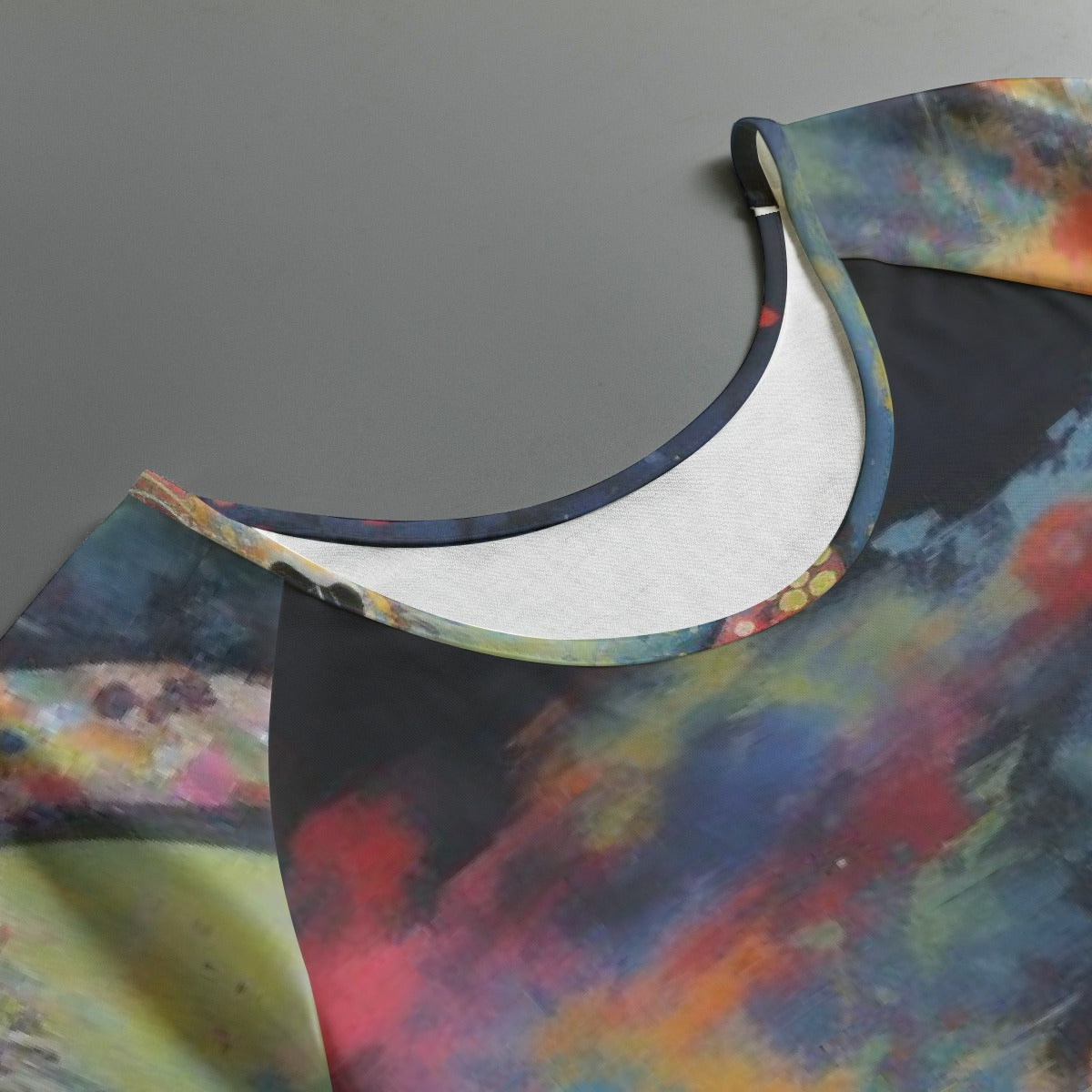 All-Over Print Women's Round Neck T-shirt With Raglan Sleeve