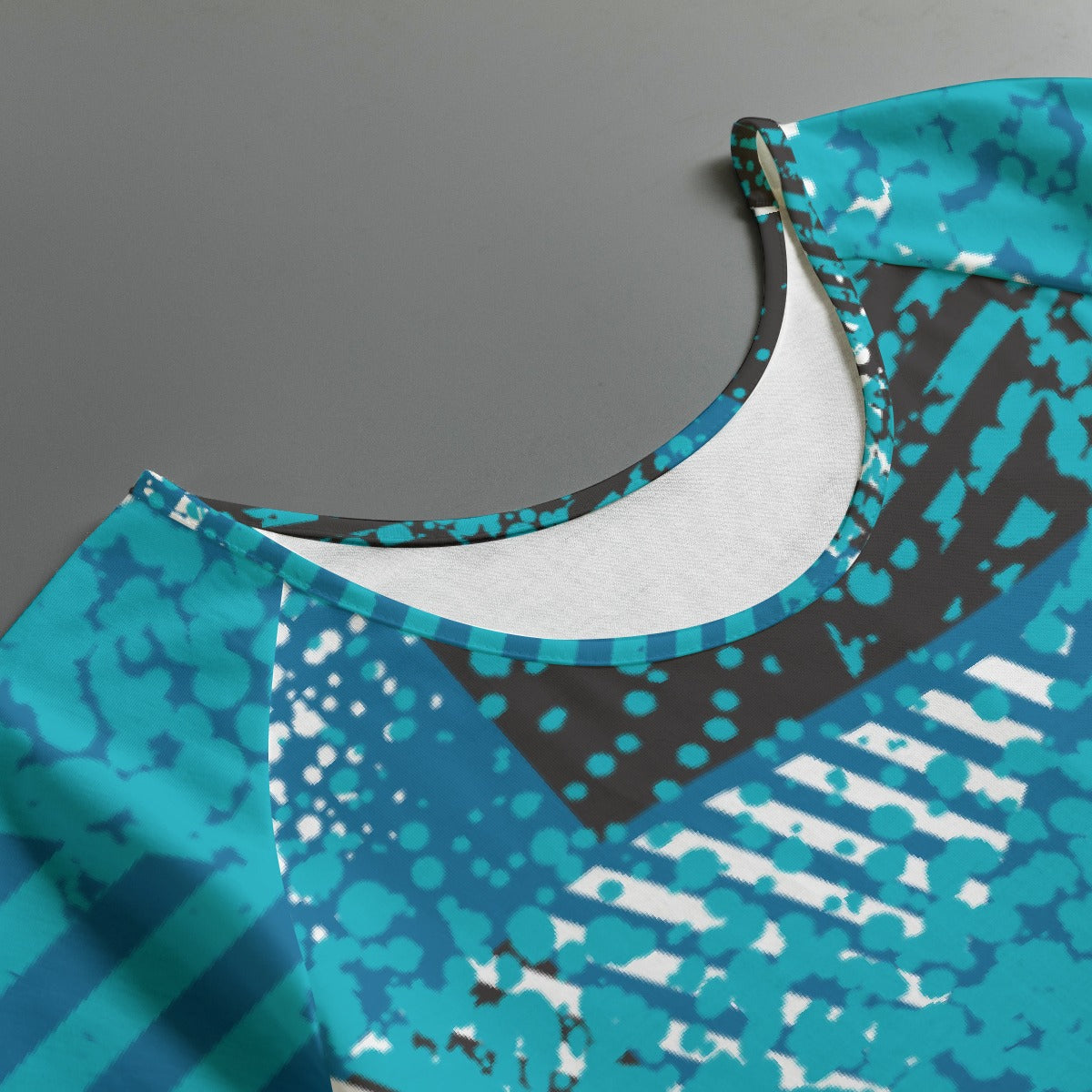 All-Over Print Women's Round Neck T-shirt With Raglan Sleeve