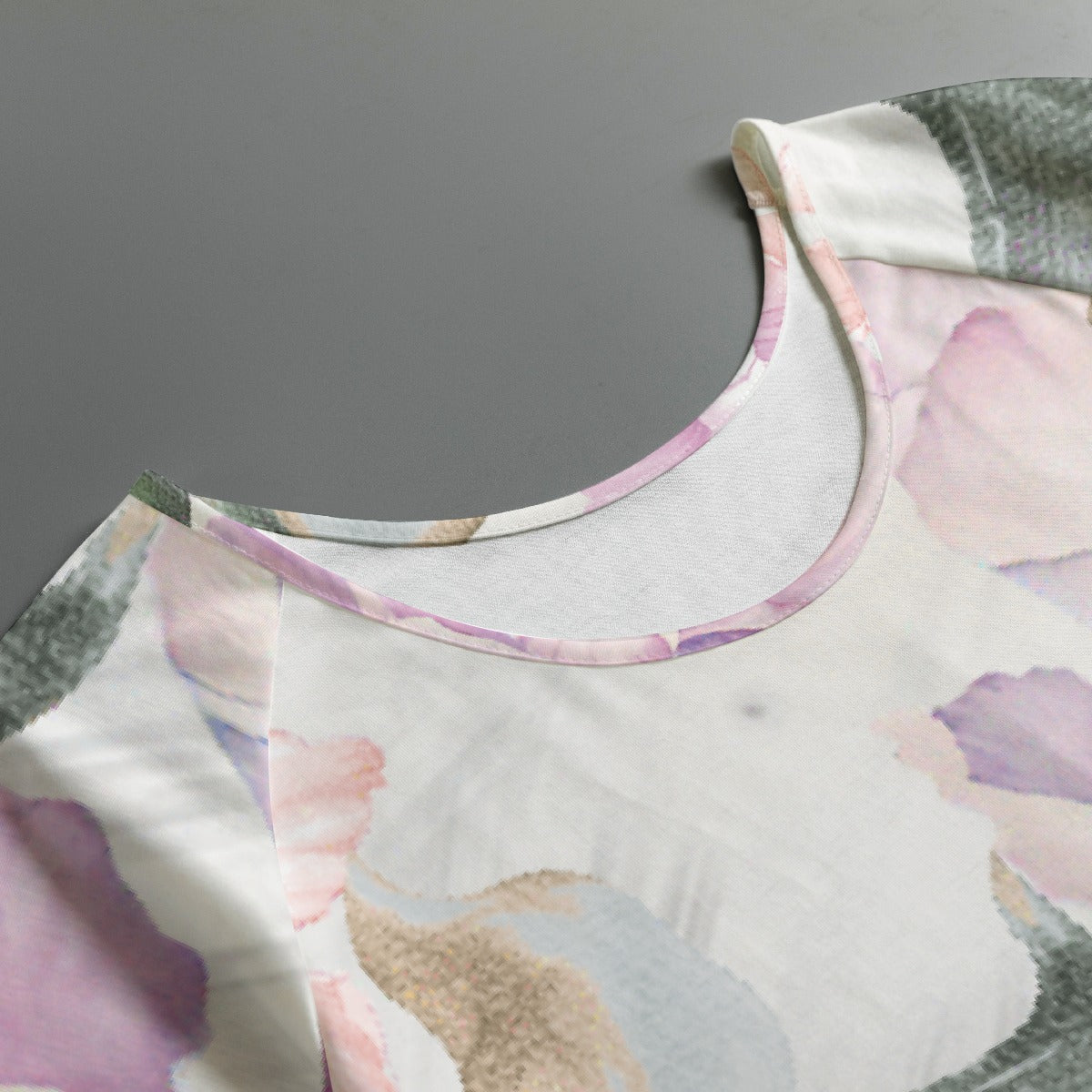 All-Over Print Women's Round Neck T-shirt With Raglan Sleeve