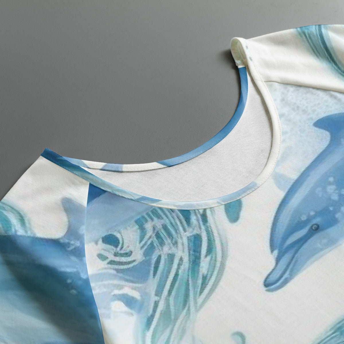 All-Over Print Women's Round Neck T-shirt With Raglan Sleeve