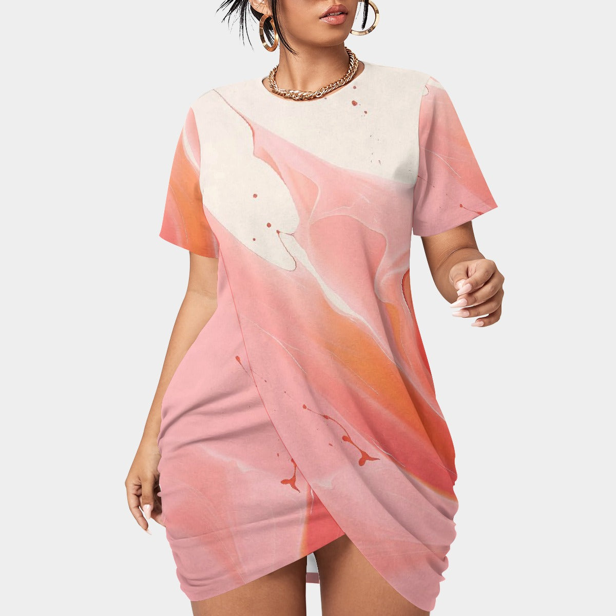 All-Over Print Women’s Stacked Hem Dress With Short Sleeve（Plus Size）