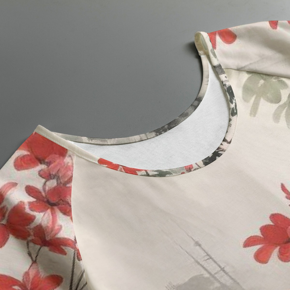 All-Over Print Women's Round Neck T-shirt With Raglan Sleeve