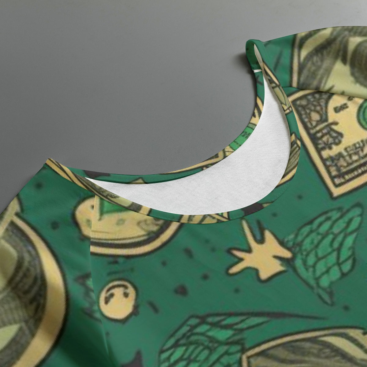 All-Over Print Women's Round Neck T-shirt With Raglan Sleeve