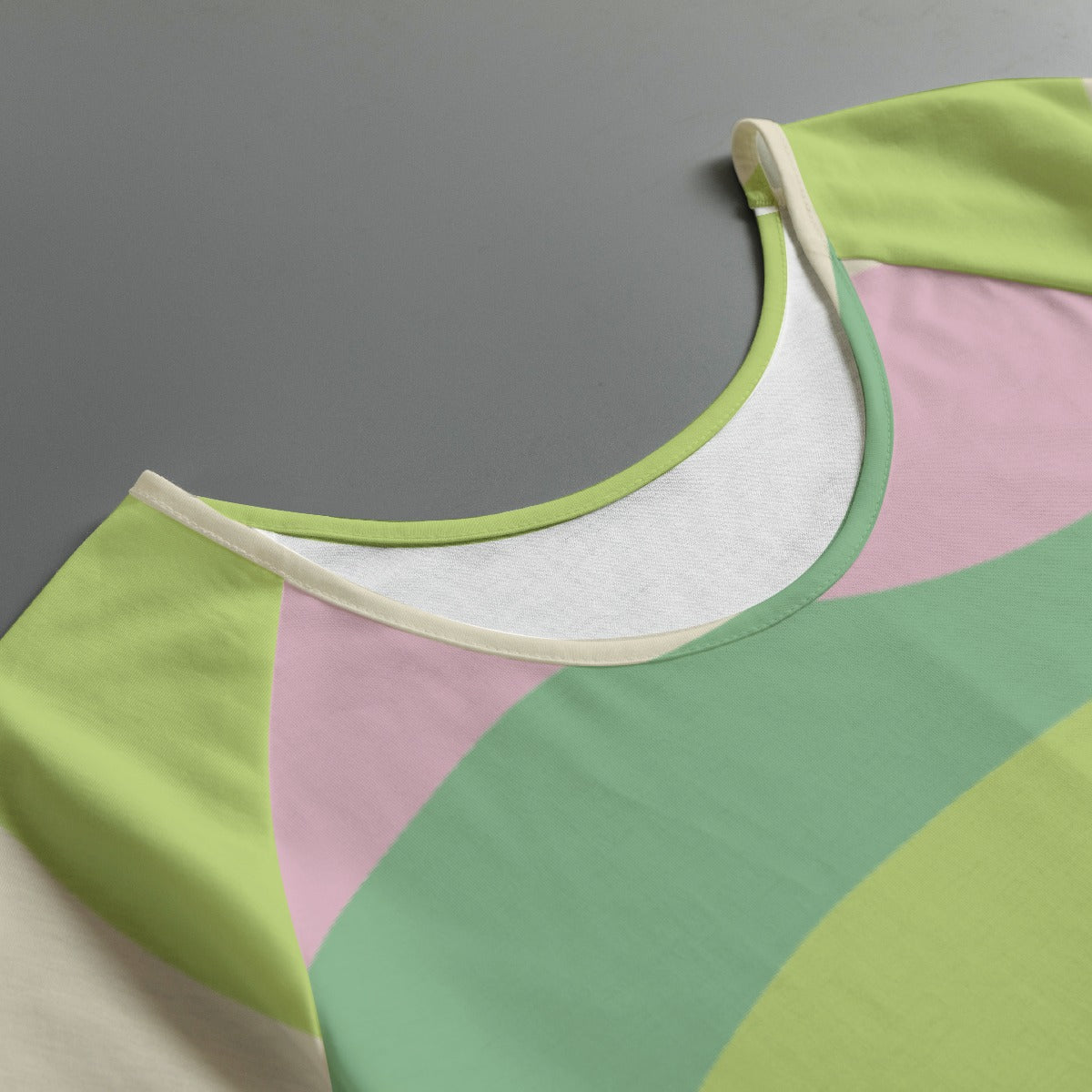 All-Over Print Women's Round Neck T-shirt With Raglan Sleeve