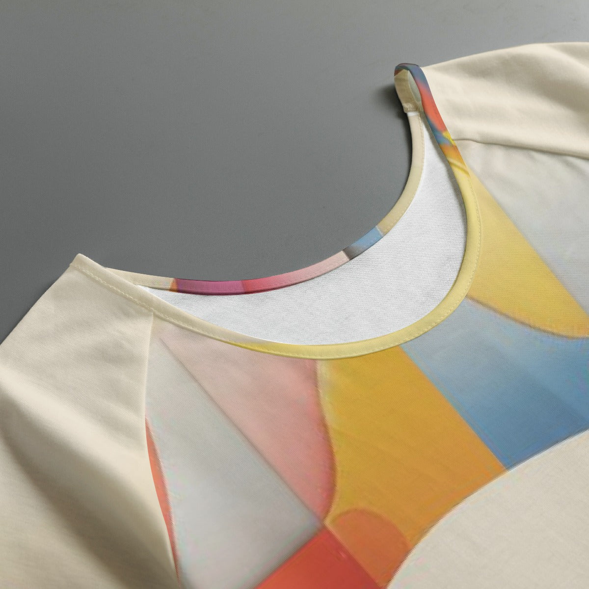 All-Over Print Women's Round Neck T-shirt With Raglan Sleeve