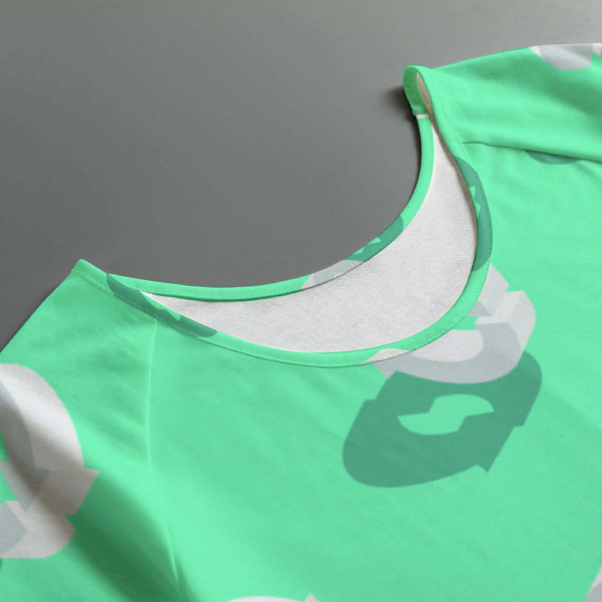 All-Over Print Women's Round Neck T-shirt With Raglan Sleeve