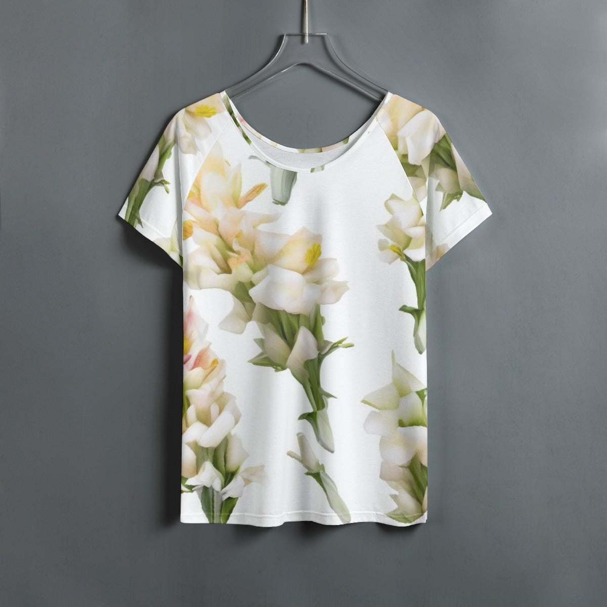 All-Over Print Women's Round Neck T-shirt With Raglan Sleeve