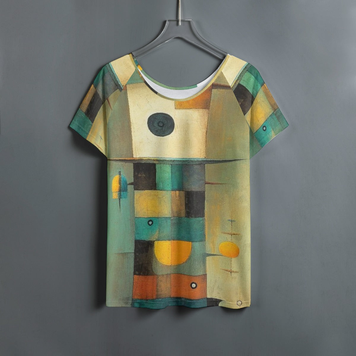 All-Over Print Women's Round Neck T-shirt With Raglan Sleeve