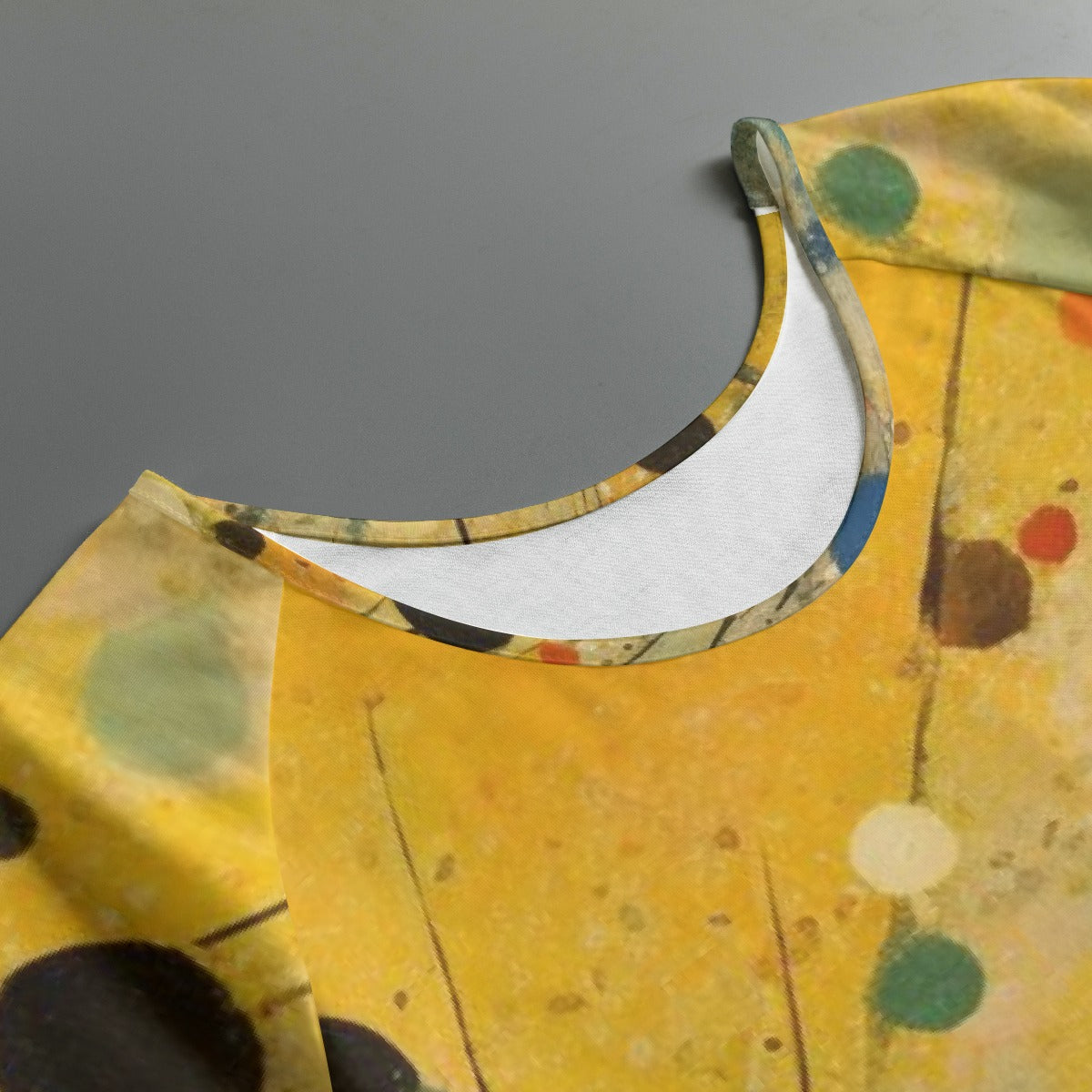 All-Over Print Women's Round Neck T-shirt With Raglan Sleeve