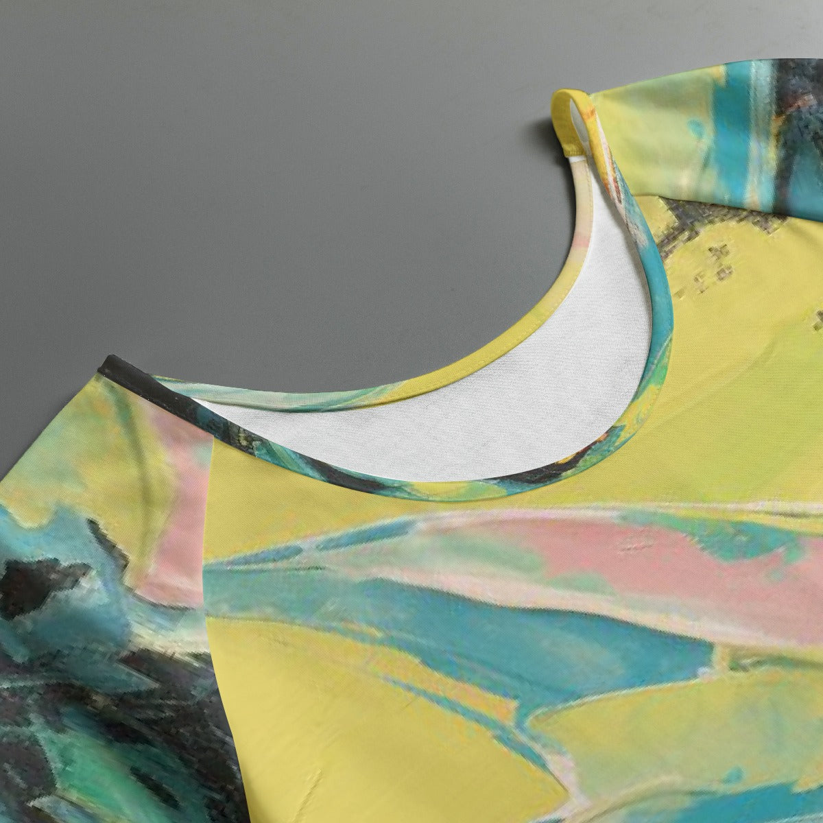 All-Over Print Women's Round Neck T-shirt With Raglan Sleeve