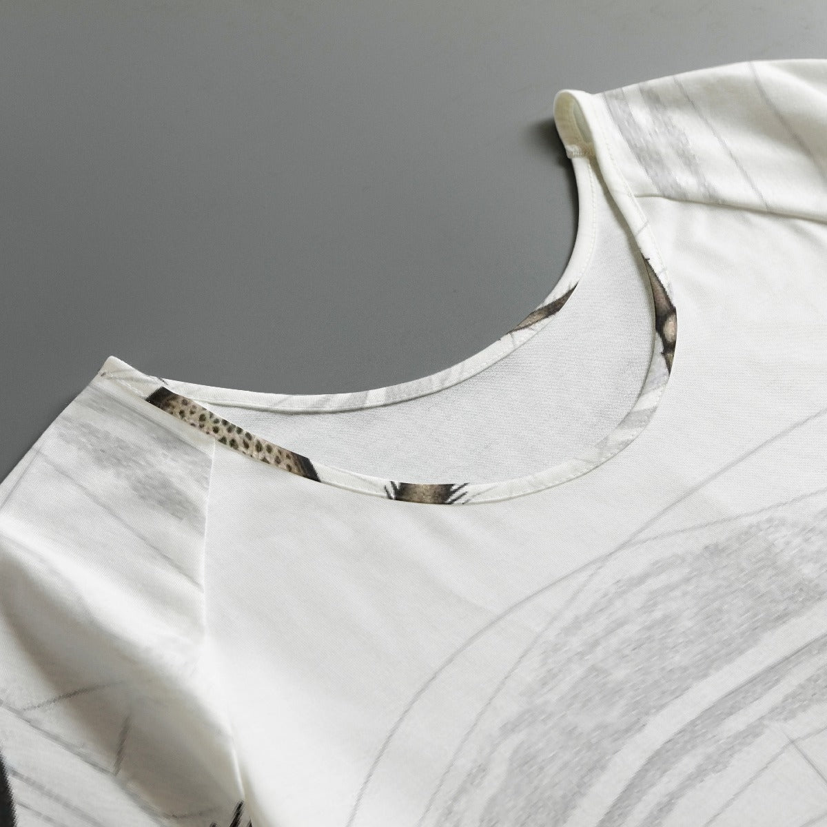 All-Over Print Women's Round Neck T-shirt With Raglan Sleeve