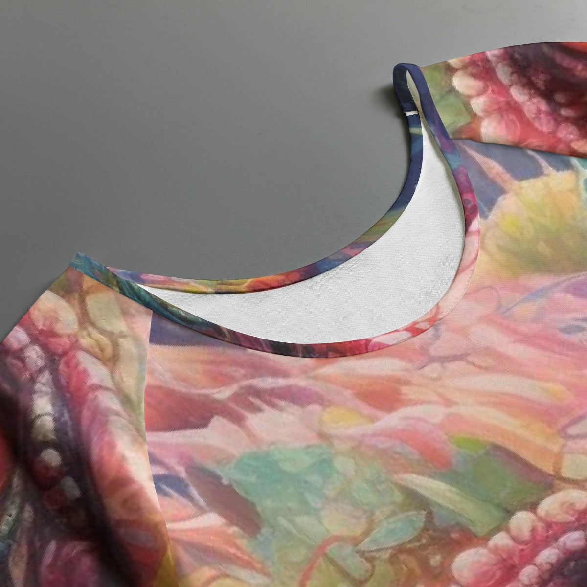 All-Over Print Women's Round Neck T-shirt With Raglan Sleeve