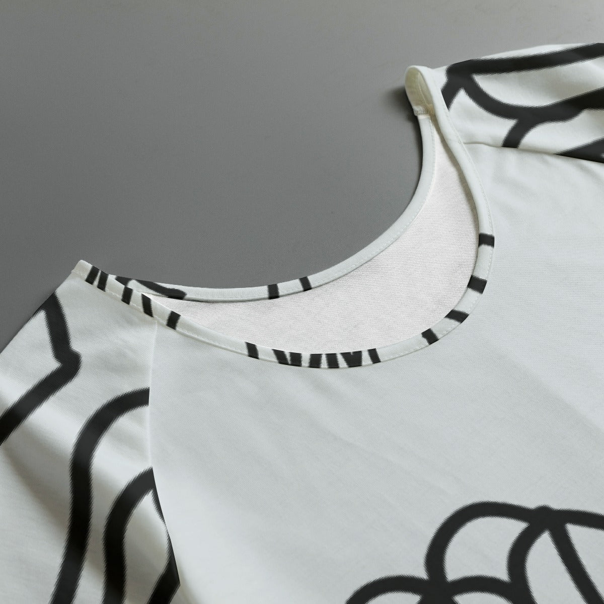 All-Over Print Women's Round Neck T-shirt With Raglan Sleeve