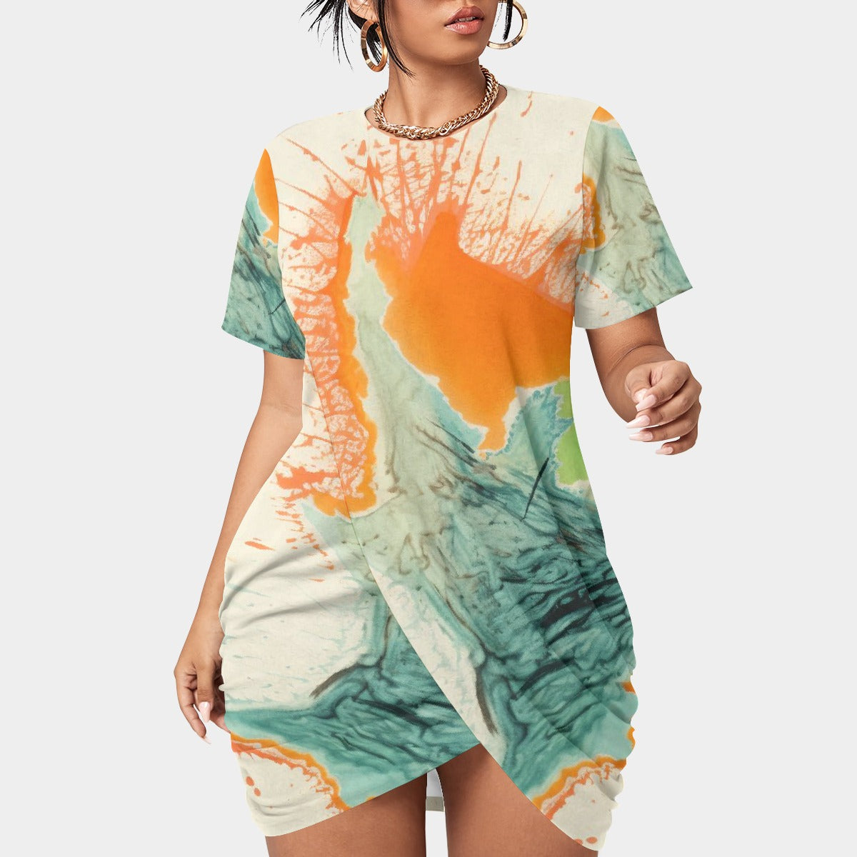 All-Over Print Women’s Stacked Hem Dress With Short Sleeve（Plus Size）
