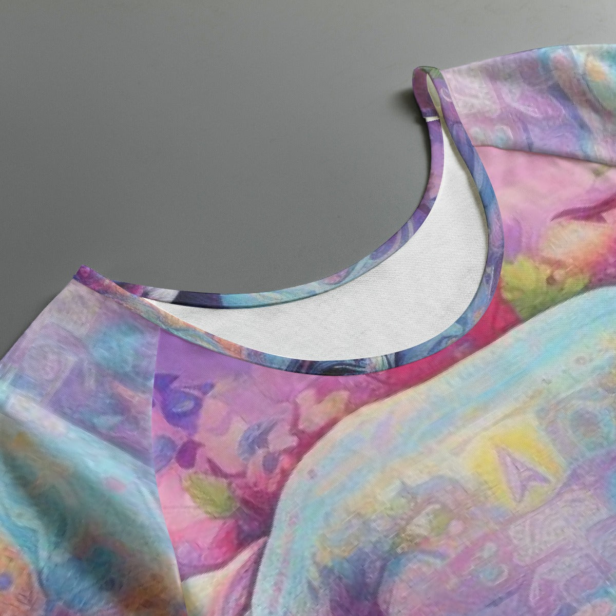 All-Over Print Women's Round Neck T-shirt With Raglan Sleeve