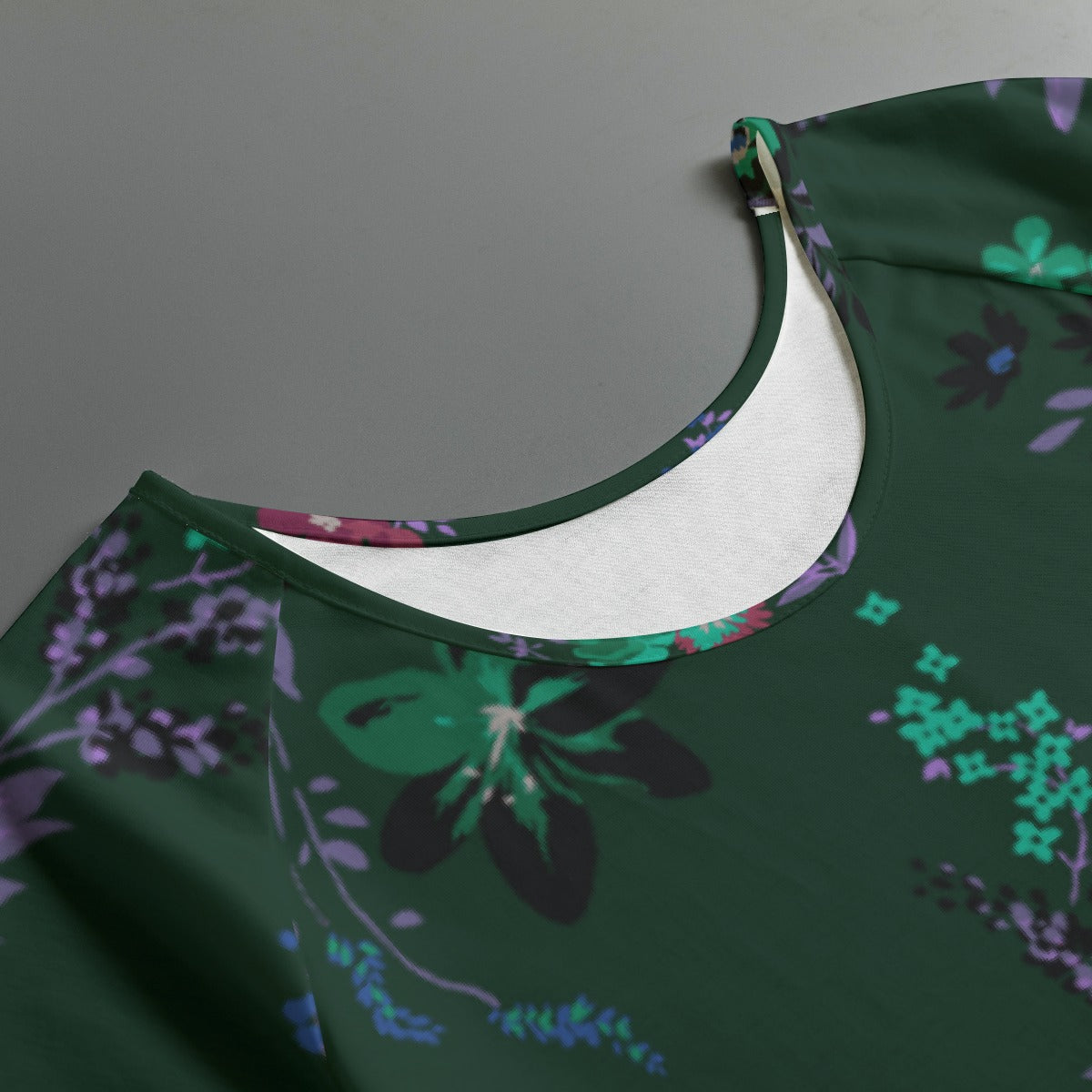 All-Over Print Women's Round Neck T-shirt With Raglan Sleeve