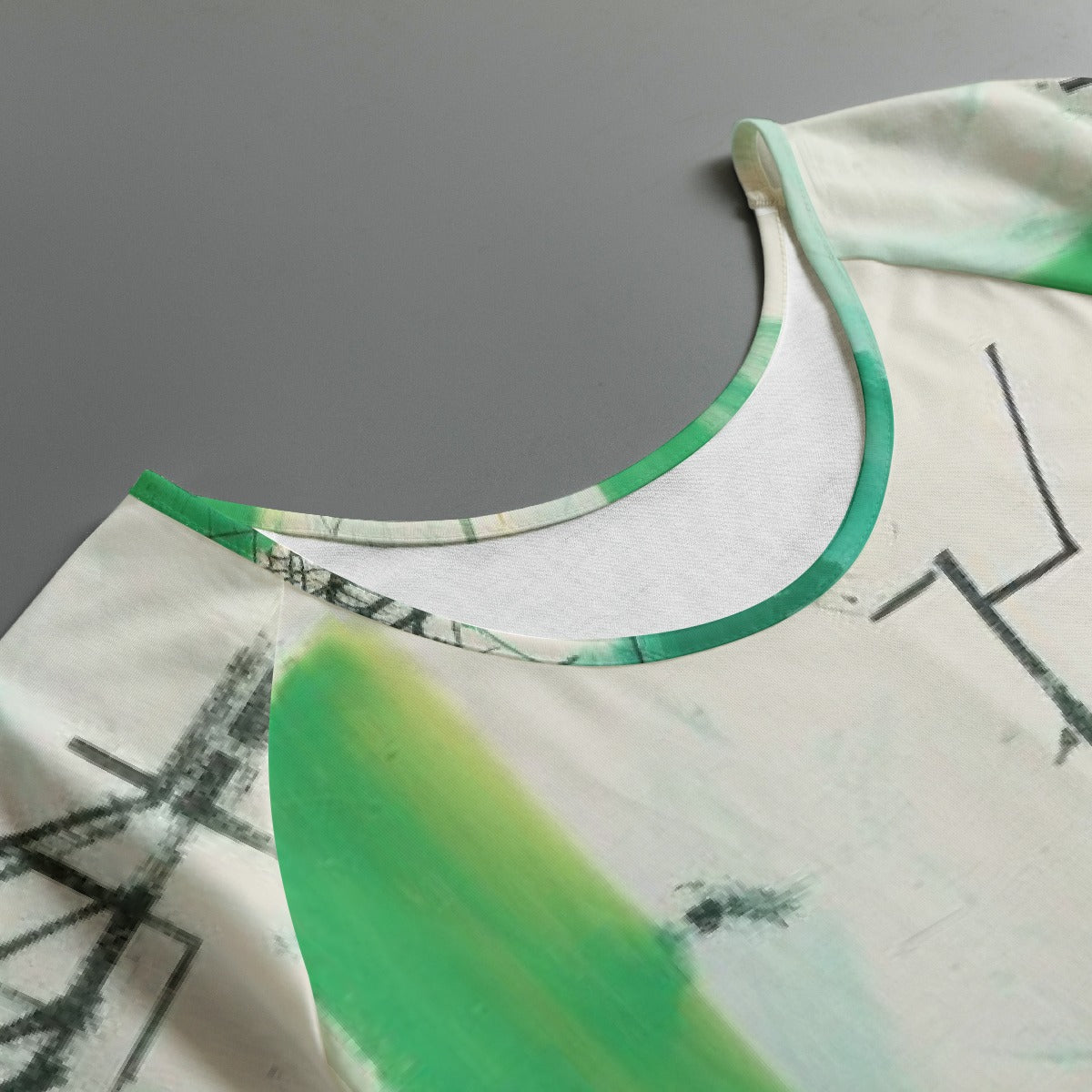 All-Over Print Women's Round Neck T-shirt With Raglan Sleeve