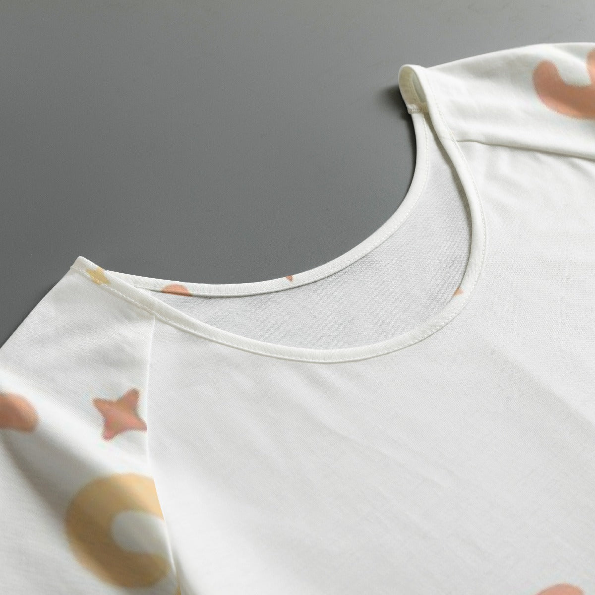 All-Over Print Women's Round Neck T-shirt With Raglan Sleeve