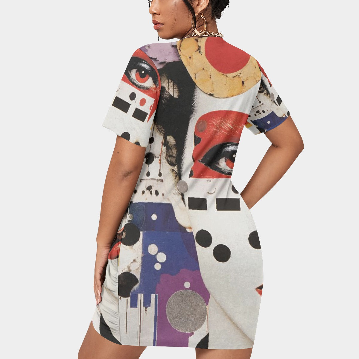 All-Over Print Women’s Stacked Hem Dress With Short Sleeve（Plus Size）