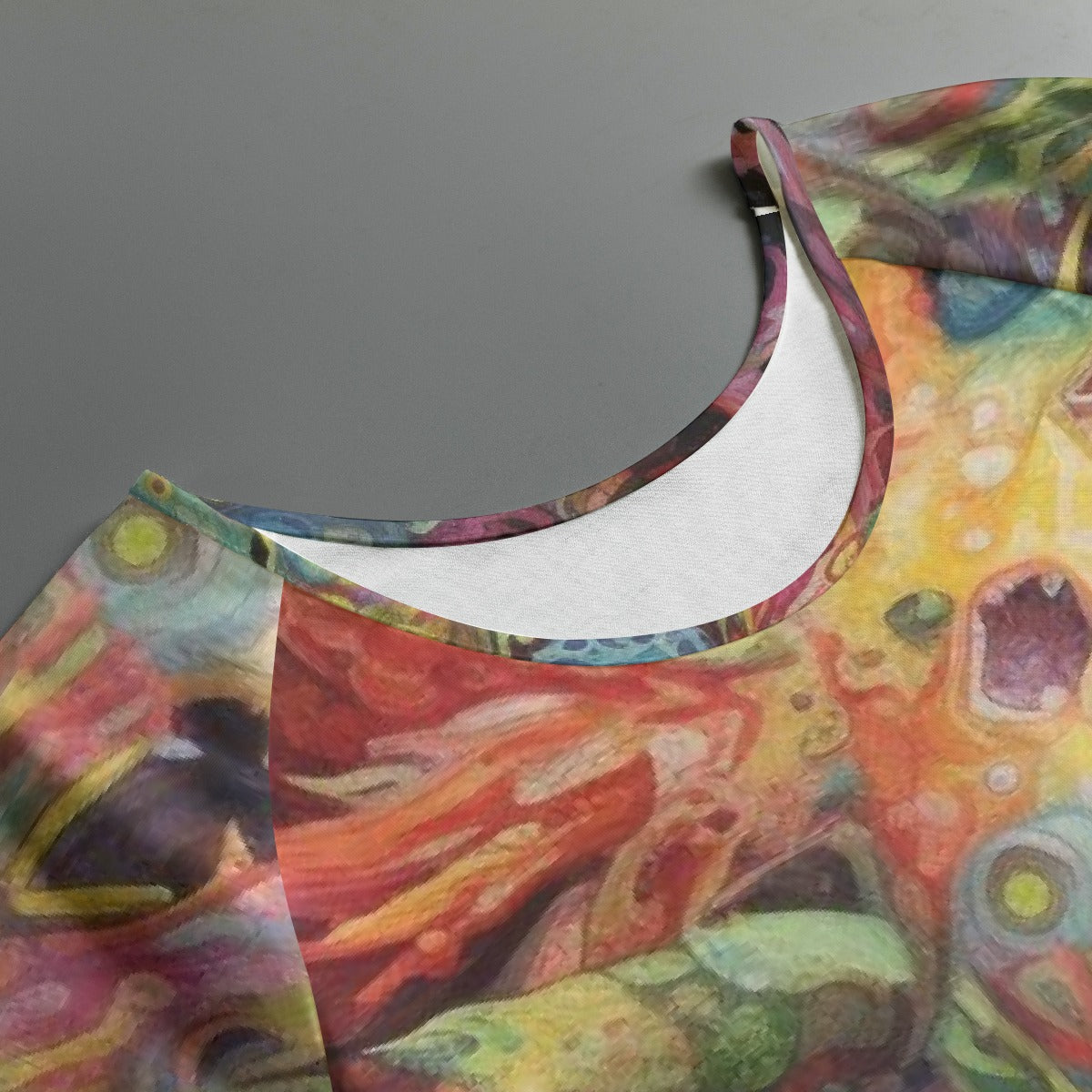 All-Over Print Women's Round Neck T-shirt With Raglan Sleeve