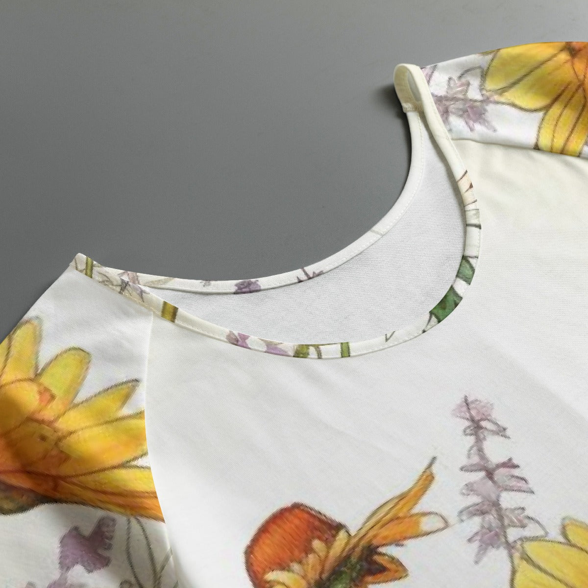 All-Over Print Women's Round Neck T-shirt With Raglan Sleeve