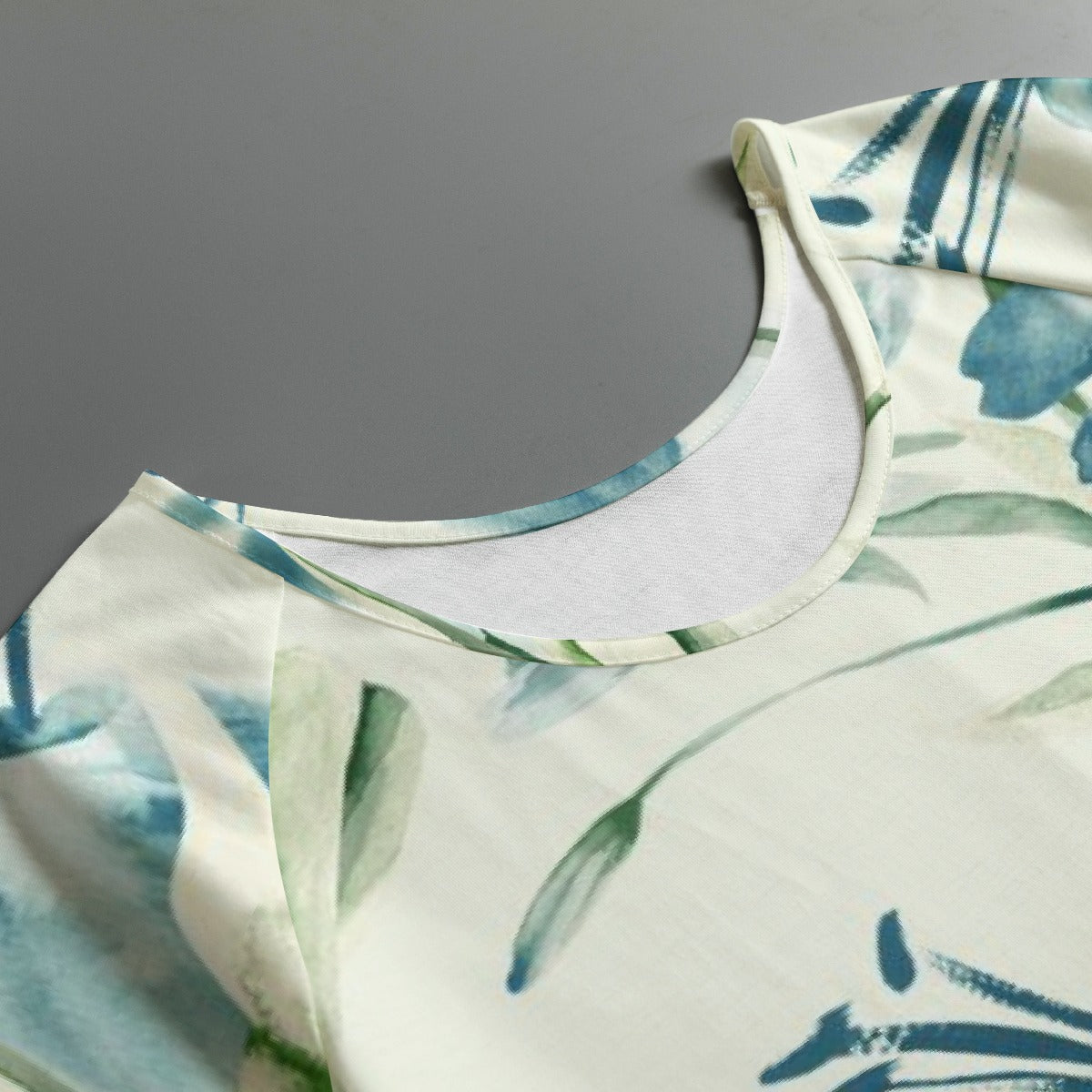All-Over Print Women's Round Neck T-shirt With Raglan Sleeve