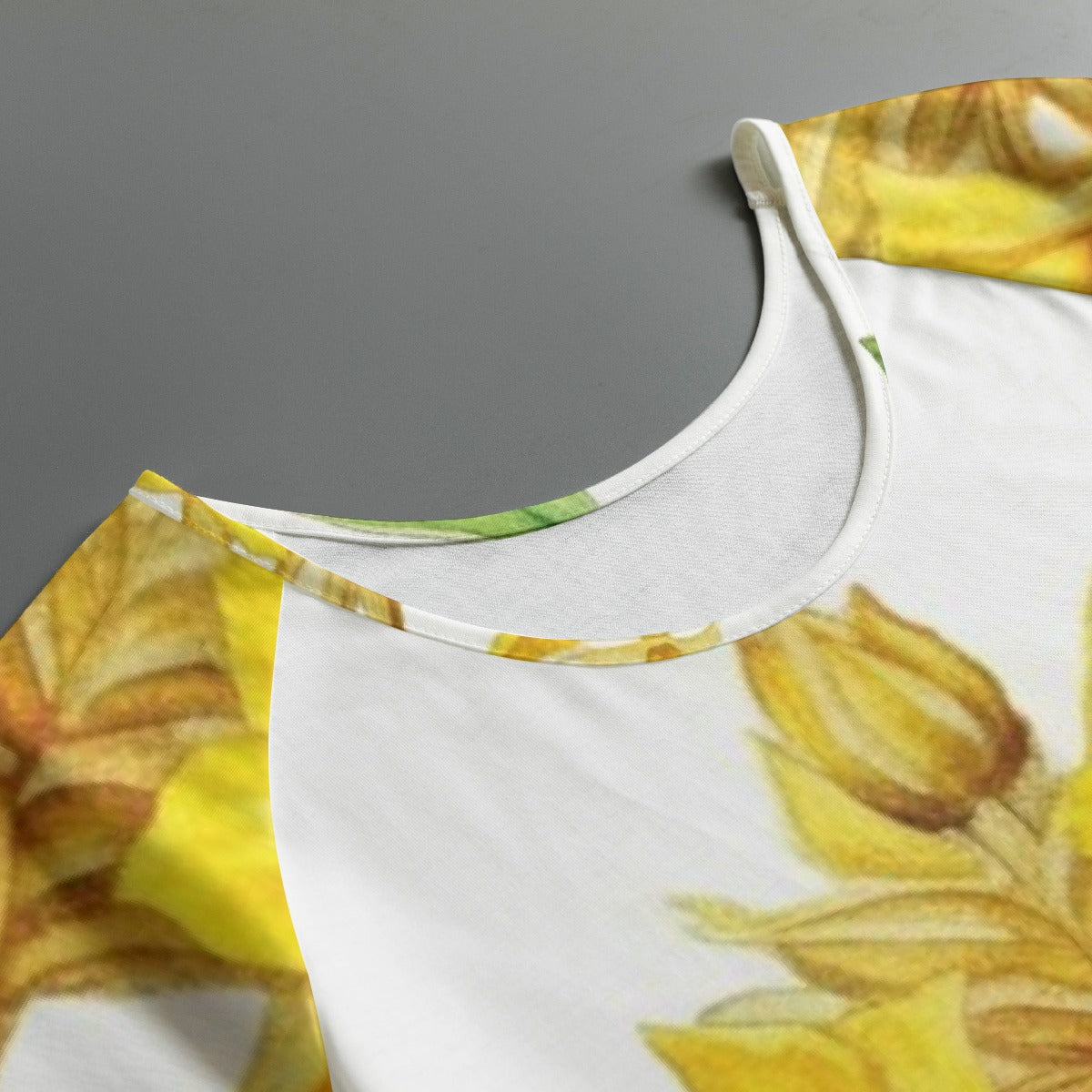 All-Over Print Women's Round Neck T-shirt With Raglan Sleeve