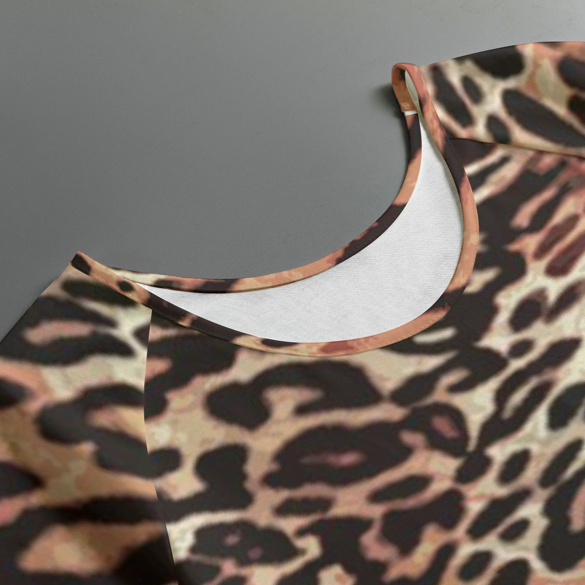 All-Over Print Women's Round Neck T-shirt With Raglan Sleeve
