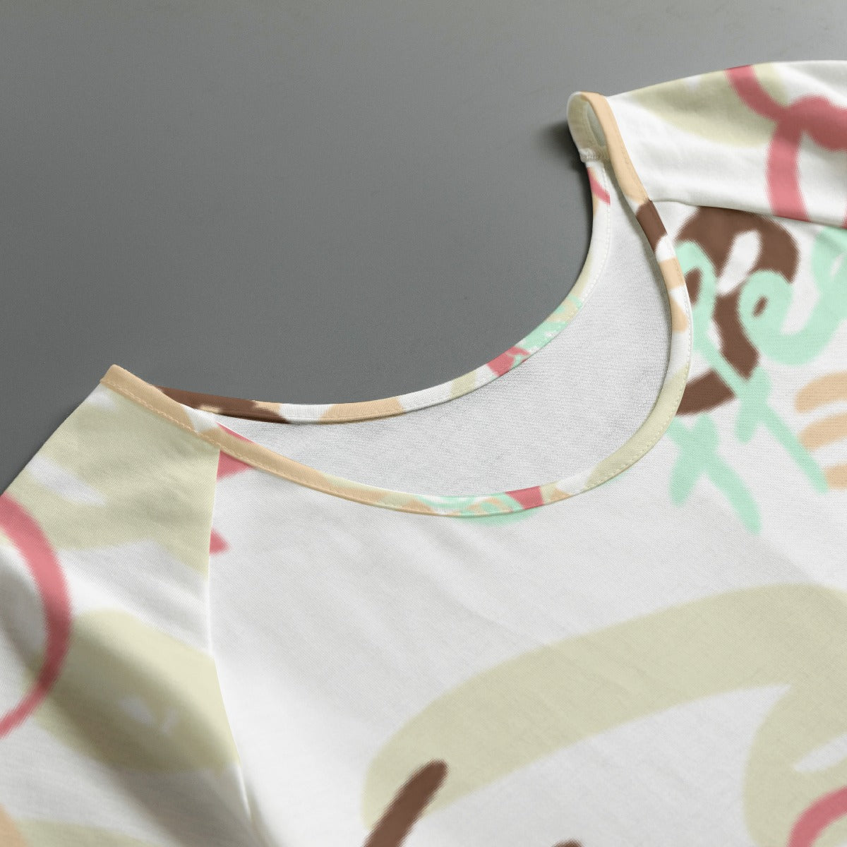 All-Over Print Women's Round Neck T-shirt With Raglan Sleeve
