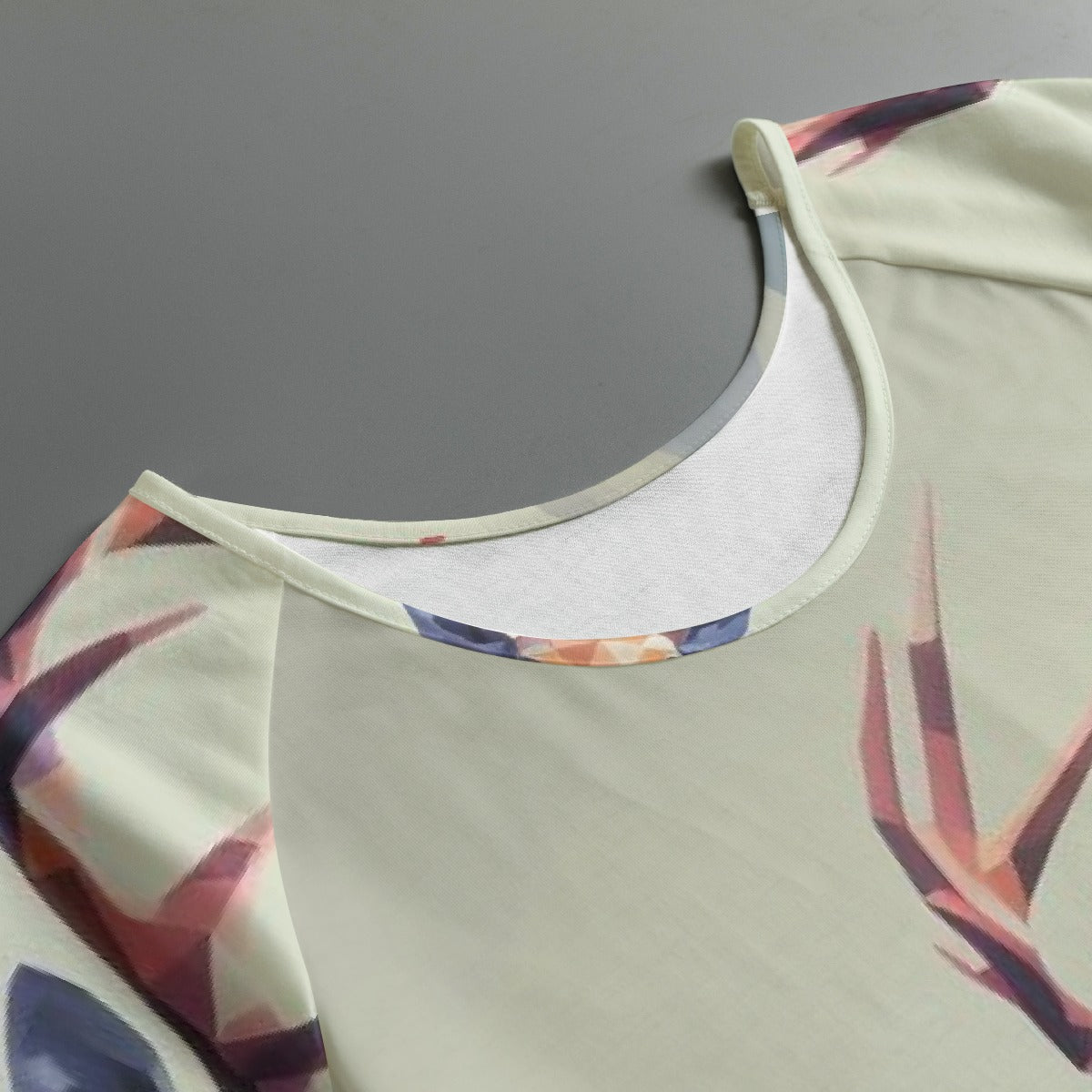 All-Over Print Women's Round Neck T-shirt With Raglan Sleeve