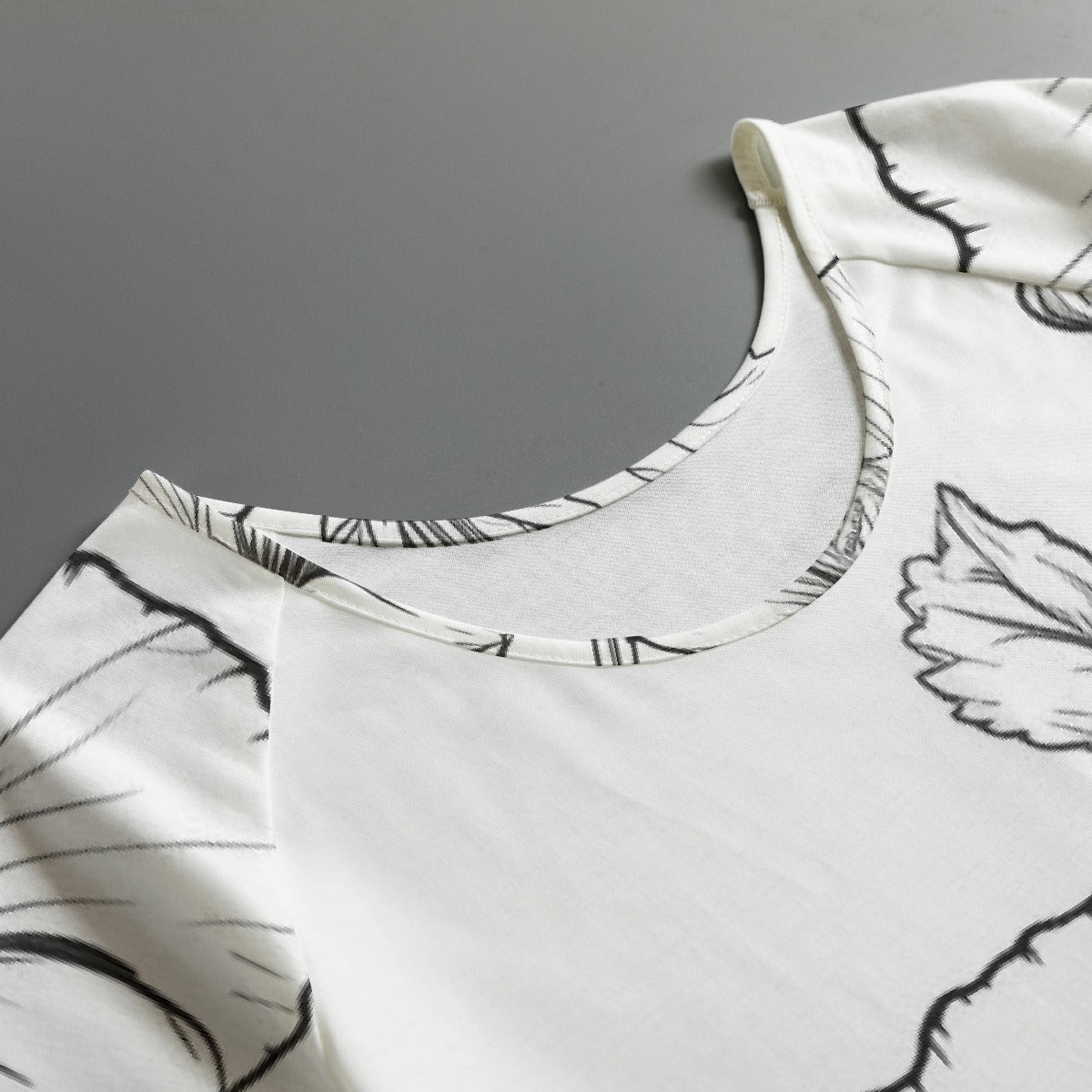 All-Over Print Women's Round Neck T-shirt With Raglan Sleeve