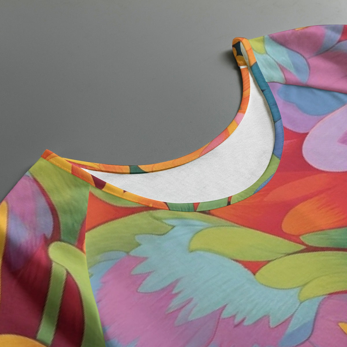 All-Over Print Women's Round Neck T-shirt With Raglan Sleeve