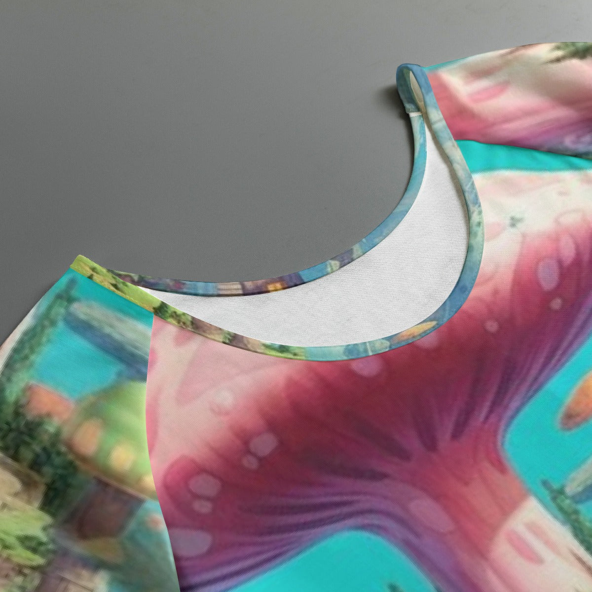 All-Over Print Women's Round Neck T-shirt With Raglan Sleeve