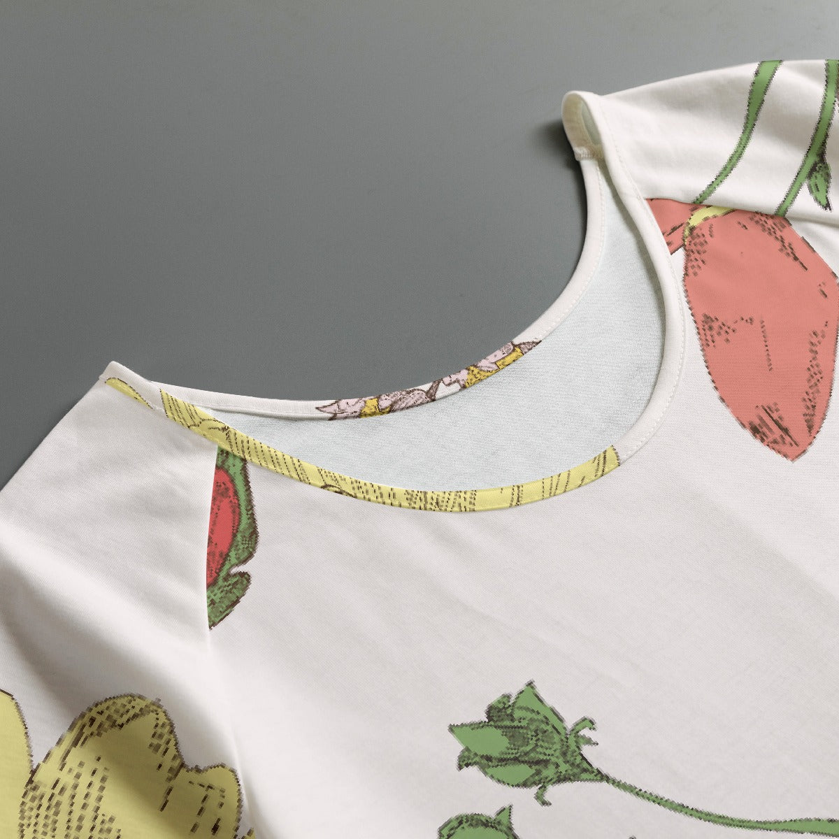 All-Over Print Women's Round Neck T-shirt With Raglan Sleeve