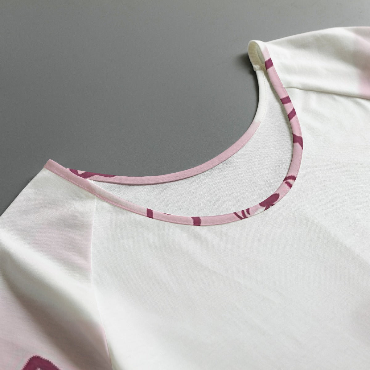 All-Over Print Women's Round Neck T-shirt With Raglan Sleeve