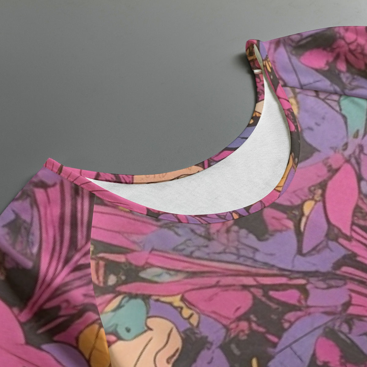 All-Over Print Women's Round Neck T-shirt With Raglan Sleeve