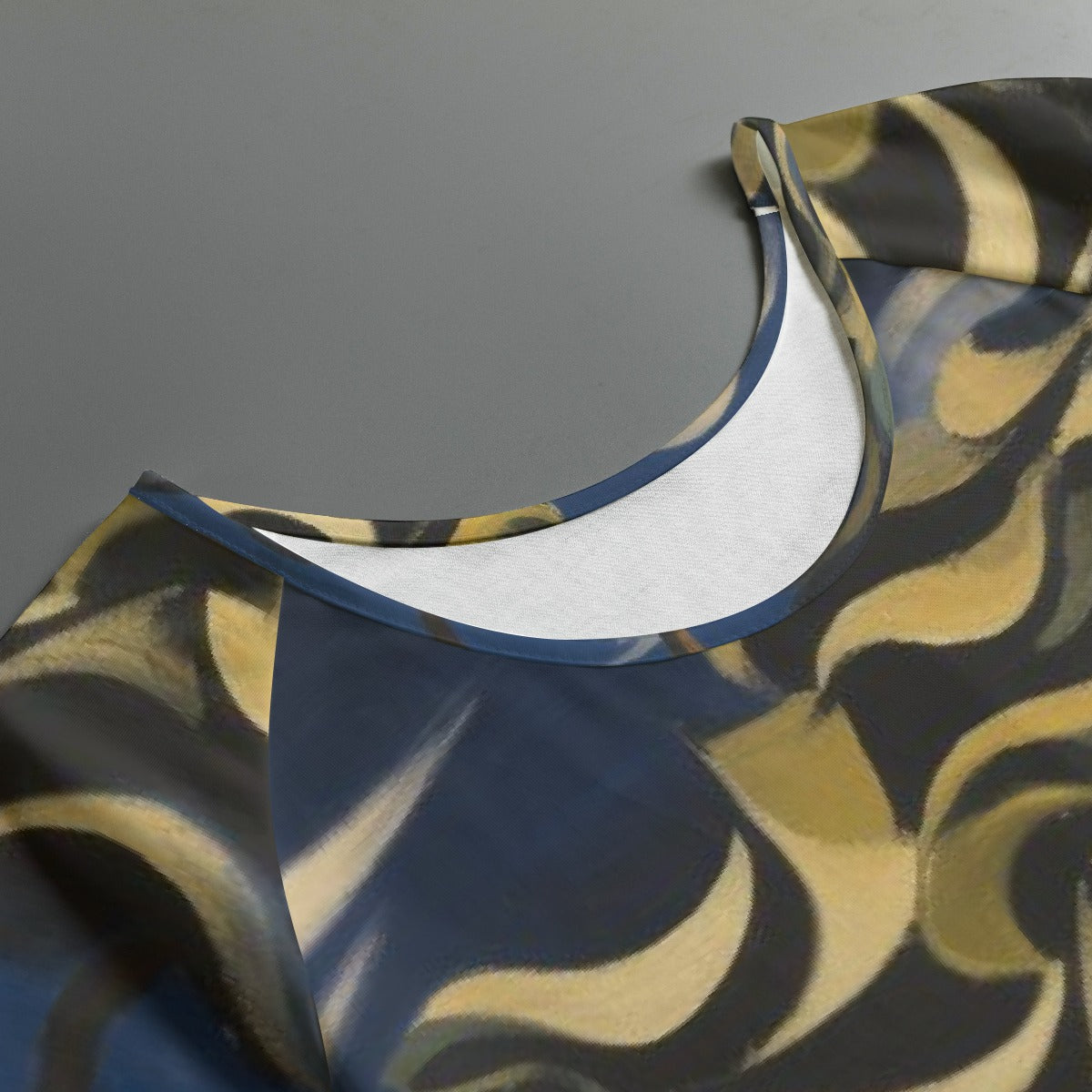 All-Over Print Women's Round Neck T-shirt With Raglan Sleeve