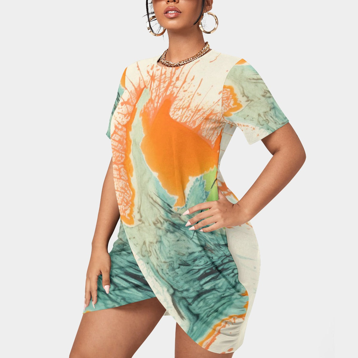All-Over Print Women’s Stacked Hem Dress With Short Sleeve（Plus Size）