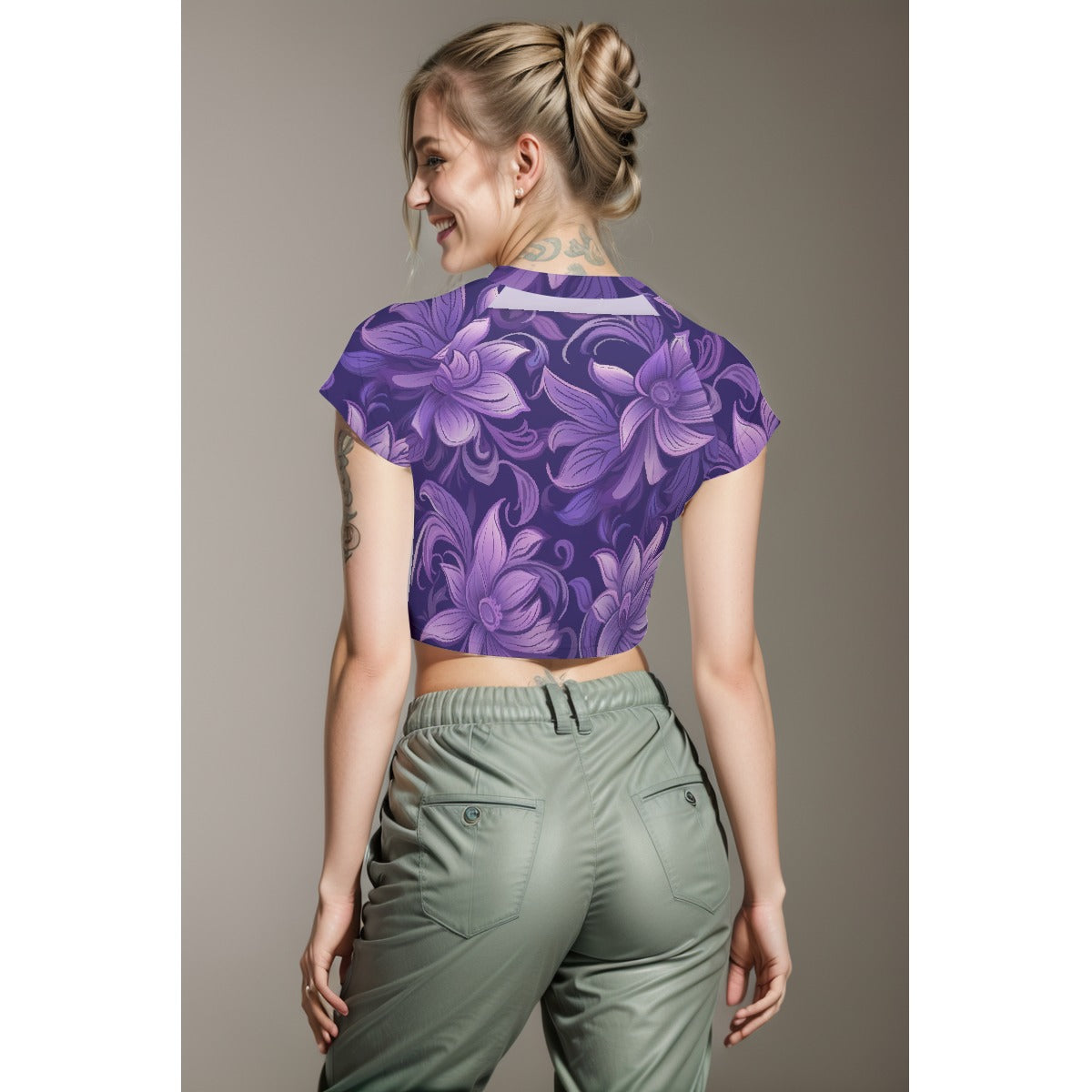 All-Over Print Women's Raglan Cropped T-shirt